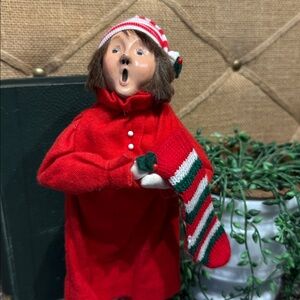 Byer Christmas Caroler Figurine